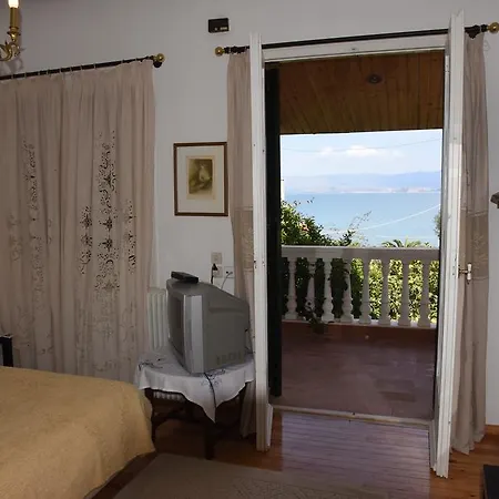 Feriehus Traditional Kivérion